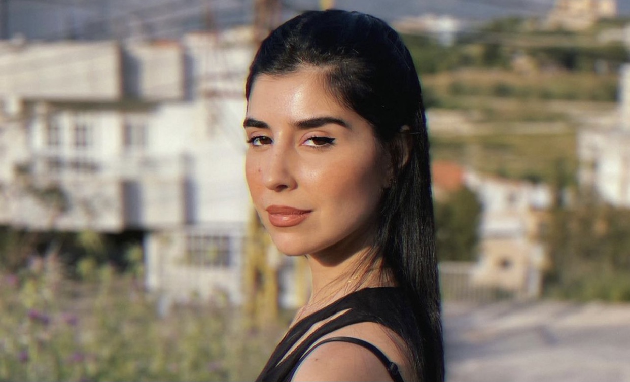 بسبب صور المستشفى زينة مكي تعتذر من متابعيها