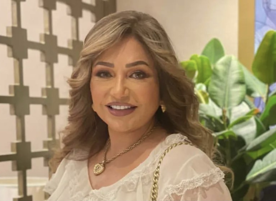 ليلى علوي تكشف عن تطورات الحالة الصحية للزعيم عادل إمام