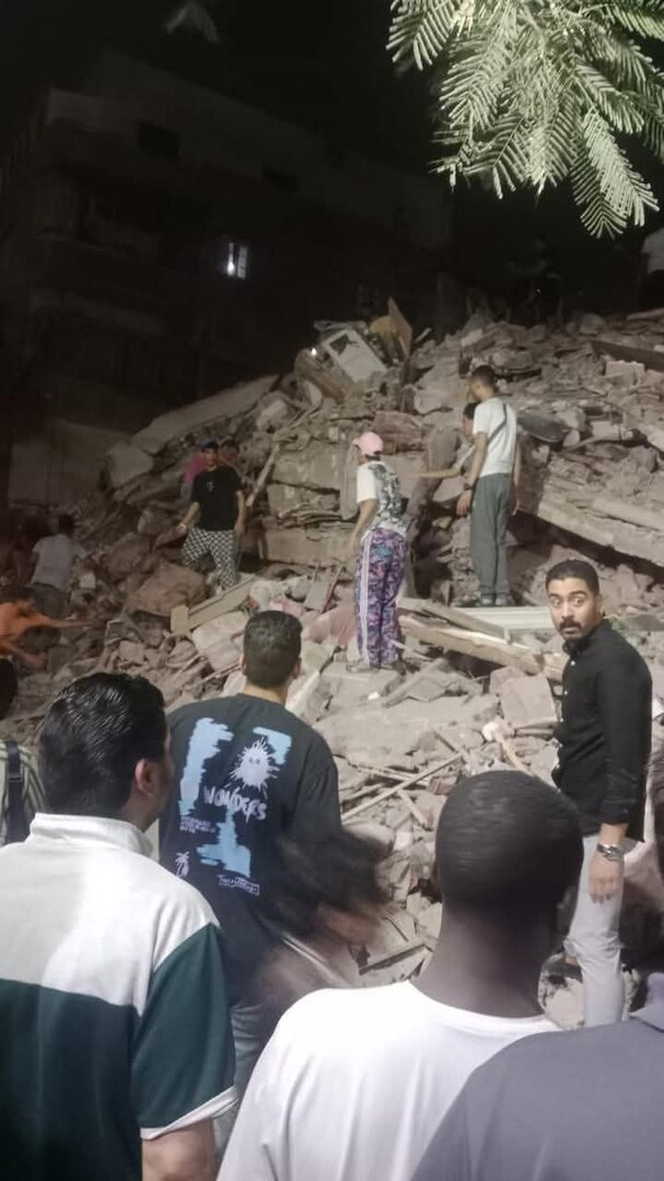 انهيار منزل الفنان نور الشريف في السيدة زينب
