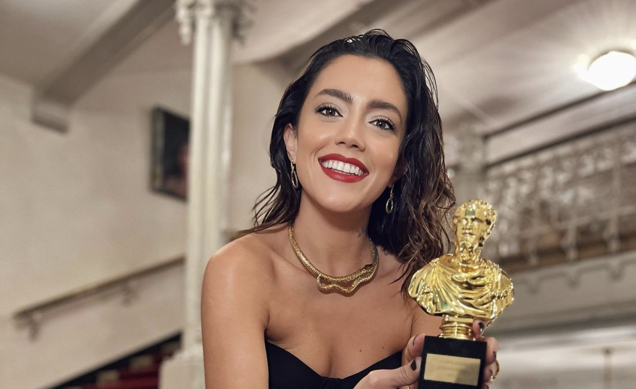 ستيفاني عطالله تفوز بجائزة "أفضل ممثلة آسيوية "