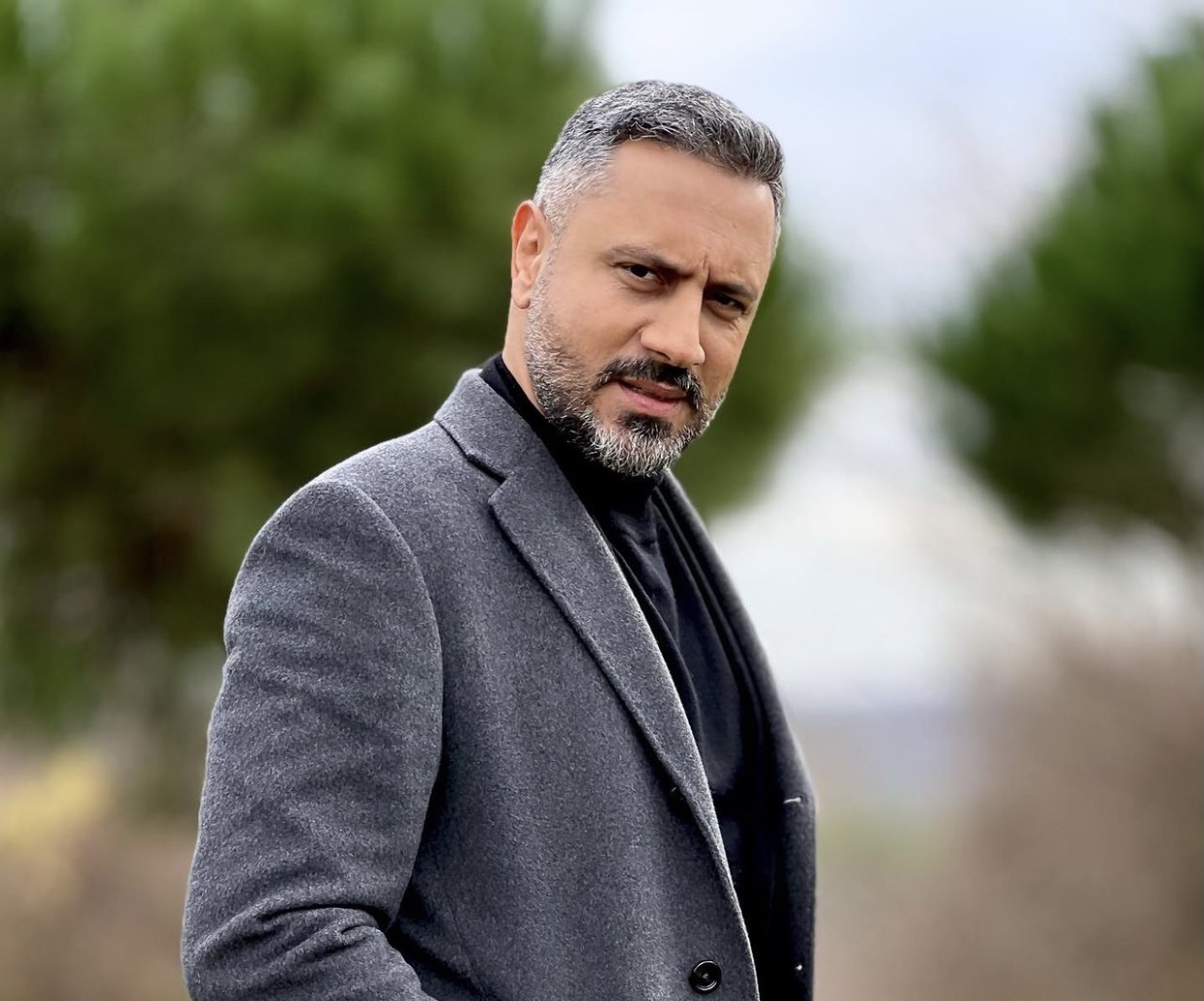 قيس الشيخ نجيب يعلّق  على ما حدث بسبب أنتوني هوبكنز